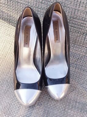 Steve Madden Black Patent Heels with Silver Cap Toe